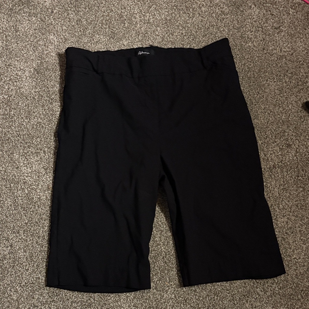Reitmans Classic Black Women's Bermudas